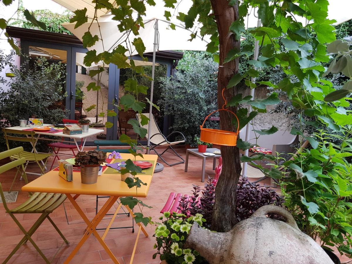 La Foresteria Garden Boutique B&B Catania Exterior photo